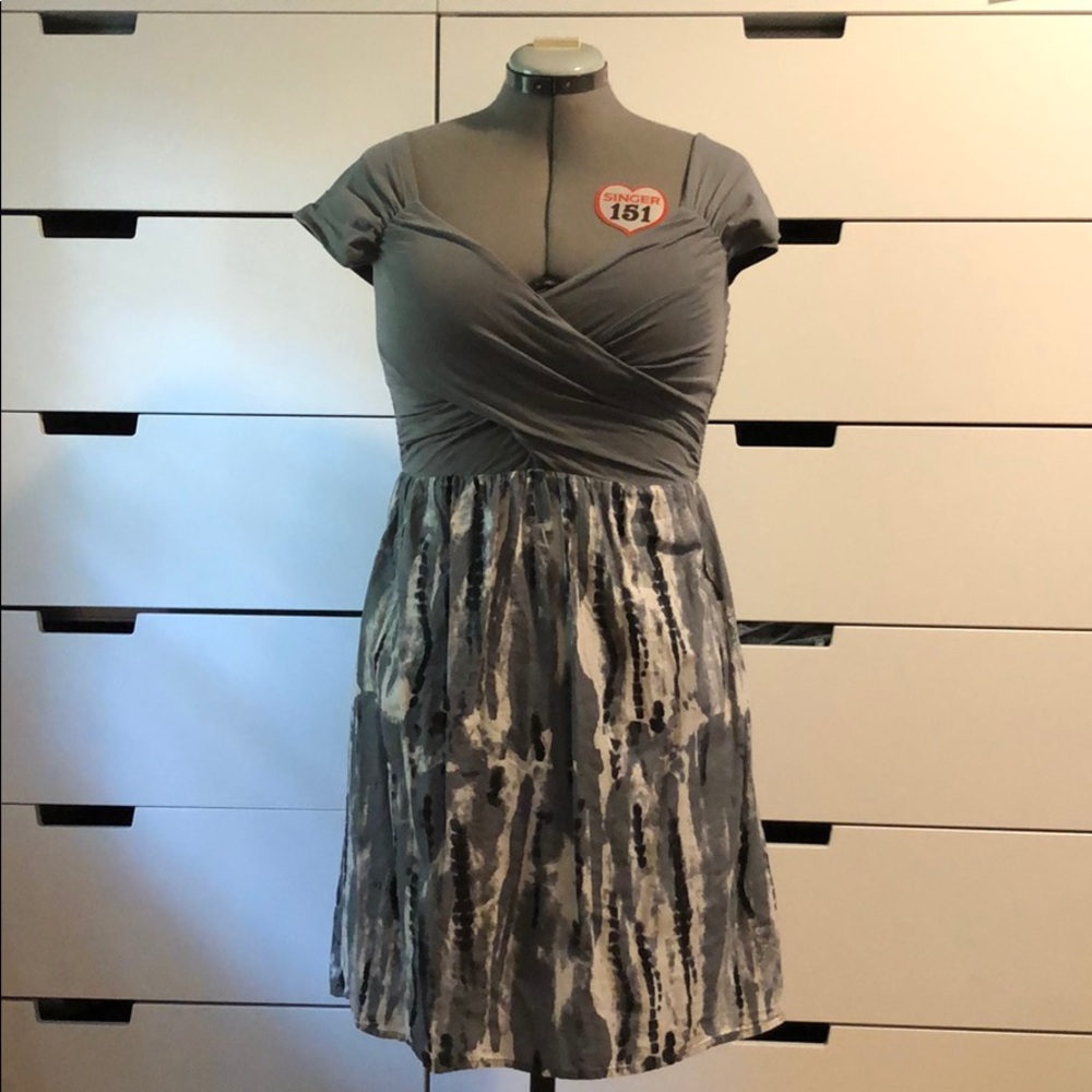 Converse Dress - Gray, White and Black - Size S